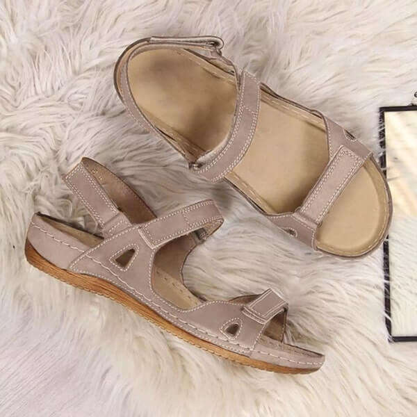 Aleccia - Comfortable sandals