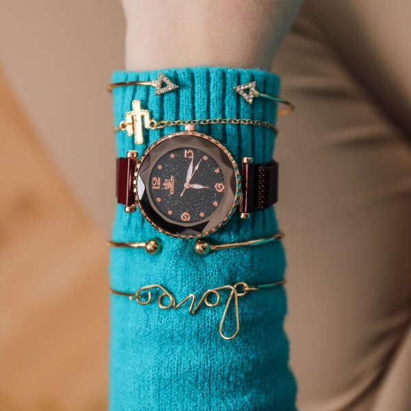 Heily - Luxury set of bracelets and watches