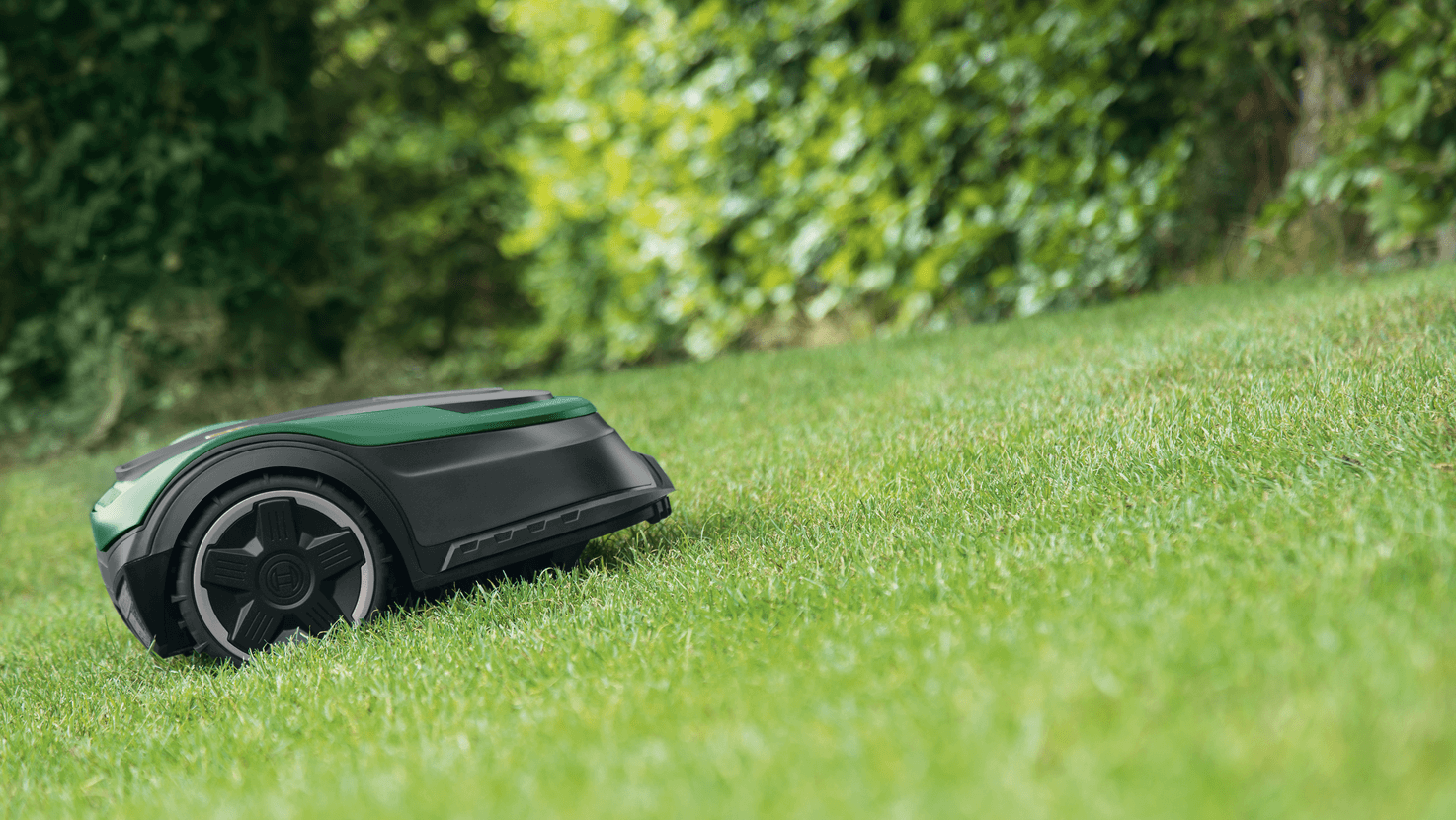 New Genuine Bosch 06008B0303 Indego M+ 700 Robotic Lawnmower